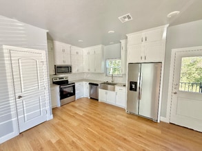 988 S 6th Ave in Denison, TX - Building Photo - Building Photo