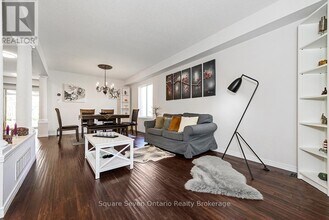 635 Commonwealth Crescent in Kitchener, ON - Building Photo - Building Photo