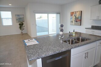 1164 W Chimes Tower Dr in Casa Grande, AZ - Building Photo - Building Photo