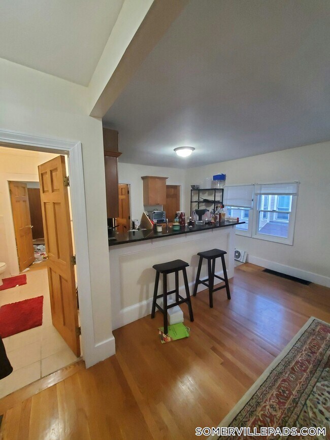 185 Beacon St, Unit 2