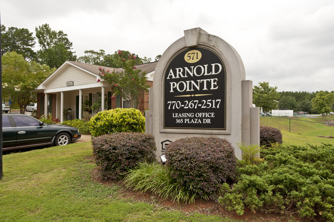 Arnold Pointe Apartments in Monroe, GA - Foto de edificio