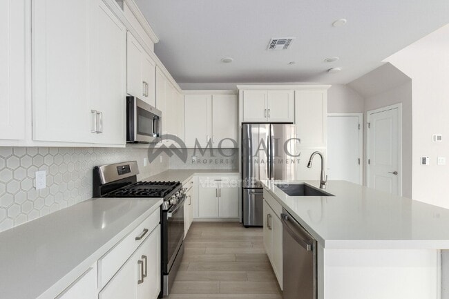 property at 680 E Ginko Ave