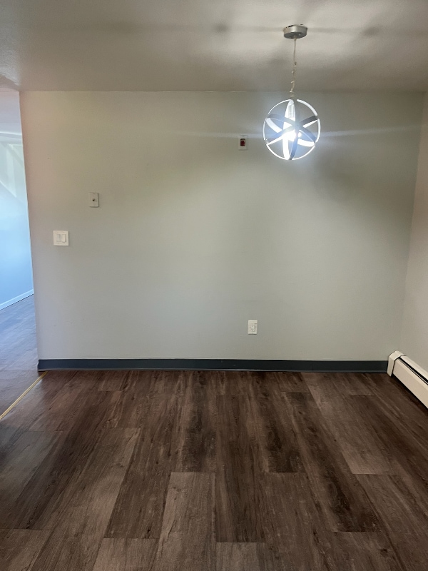 250 Bloomfield Ave in Windsor, CT - Building Photo - Building Photo