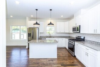 2309 Dalebrook Ct in Nashville, TN - Building Photo - Building Photo