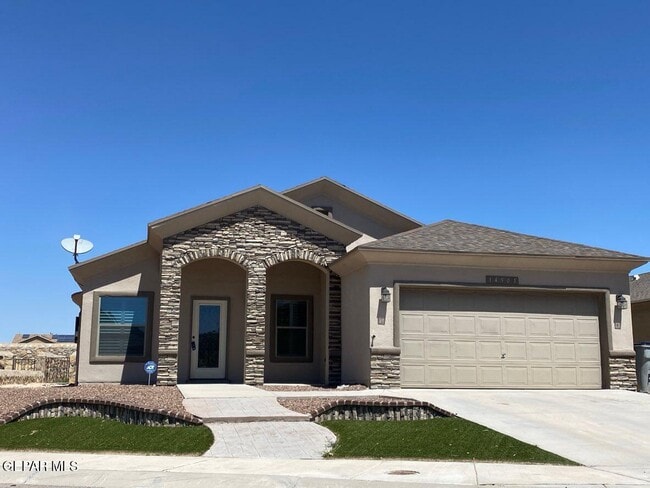 property at 14505 Hunters Grove Ave