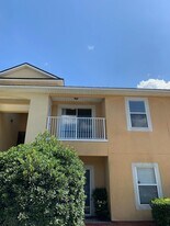 6880 Skaff Ave in Jacksonville, FL - Building Photo