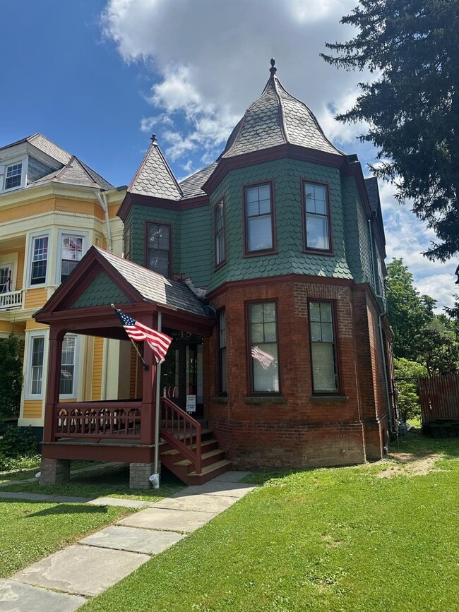 property at 48 S Hamilton St