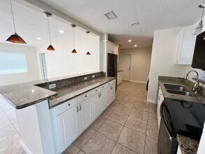 5535 24th Ave N in St. Petersburg, FL - Building Photo - Building Photo