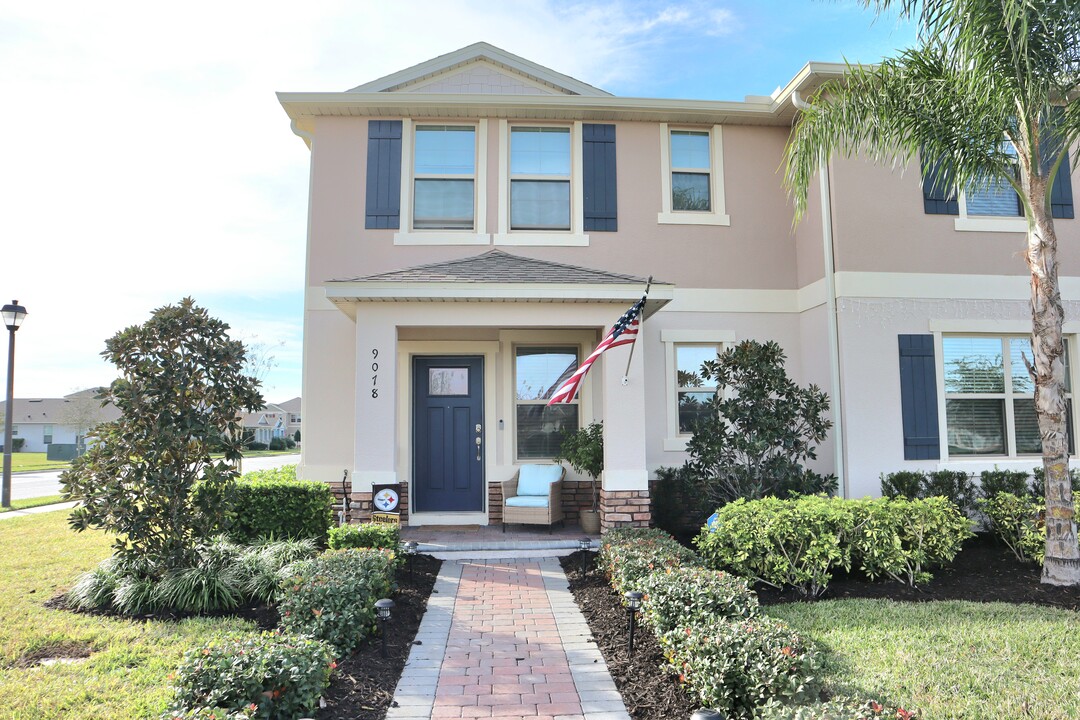 9078 Wading Walk Ln in Oakland, FL - Foto de edificio