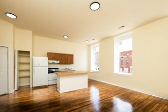 2102 Maryland Ave-Unit -2F in Baltimore, MD - Building Photo - Building Photo