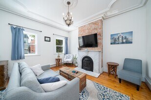 18 Elizabeth St in Jersey City, NJ - Building Photo