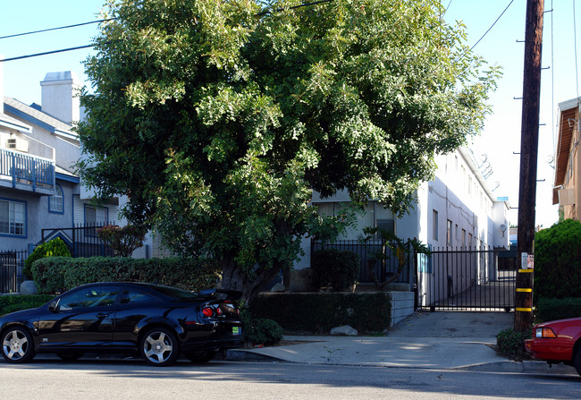 523 E Hazel St in Inglewood, CA - Building Photo - Building Photo