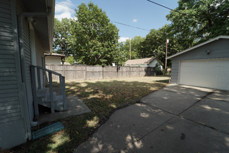 124 S Clarence St in Wichita, KS - Building Photo - Building Photo