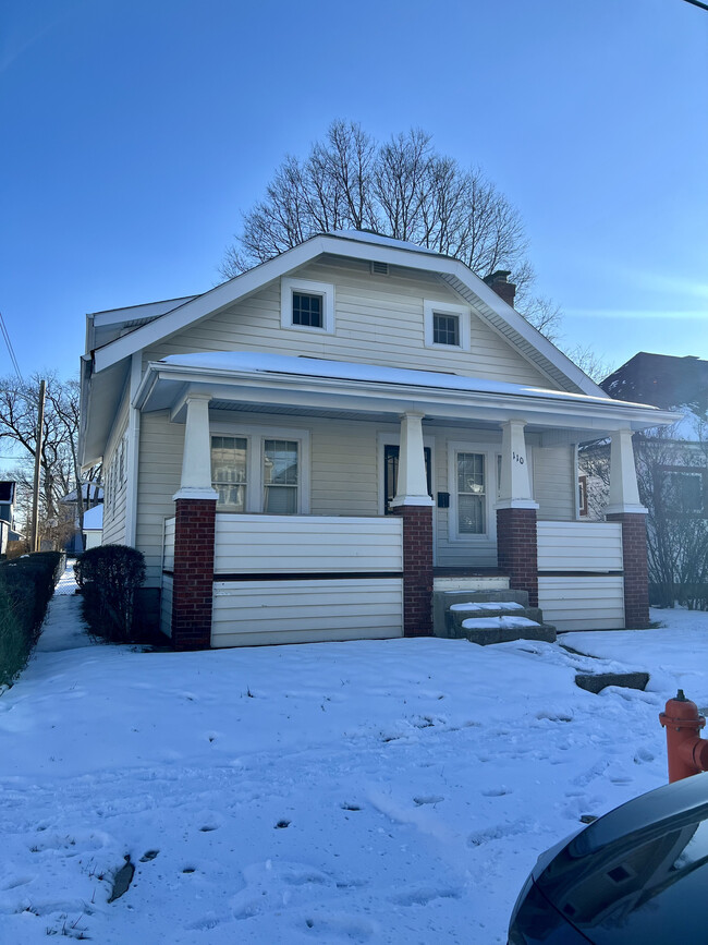 110 N Eureka Ave in Columbus, OH - Foto de edificio - Building Photo