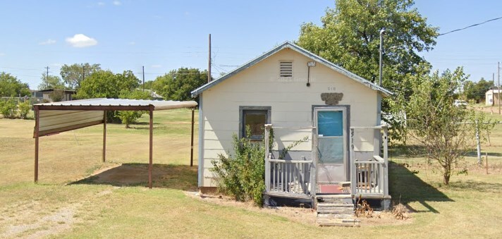 518 N Wilbarger St in Electra, TX - Foto de edificio