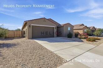 2495 E San Miguel Dr in Casa Grande, AZ - Building Photo - Building Photo