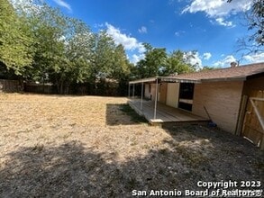 167 Ave Del Rey in San Antonio, TX - Building Photo - Building Photo