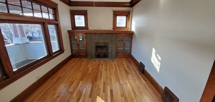 11304 Florian Ave, Unit Up in Cleveland, OH - Foto de edificio - Building Photo