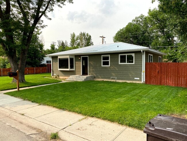 180 Adams St in Lander, WY - Building Photo - Building Photo