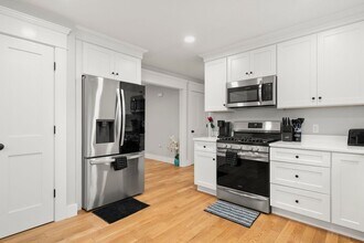 8 Patrick St in Attleboro, MA - Building Photo - Building Photo