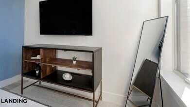 2005 11th St NW, Unit 503 in Washington, DC - Building Photo - Building Photo