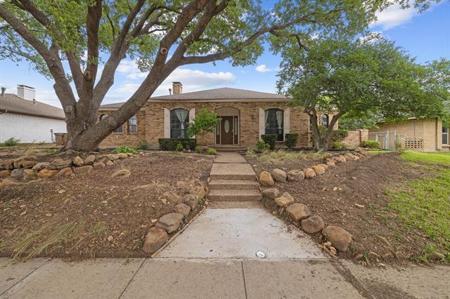 property at 1527 Estates Way