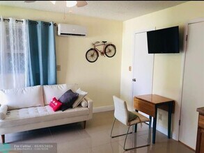 1607 NE 15th Ave in Fort Lauderdale, FL - Building Photo - Building Photo