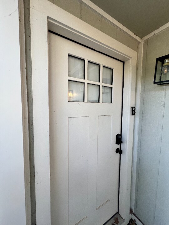 515 E 8th St-Unit -B in Little Rock, AR - Foto de edificio