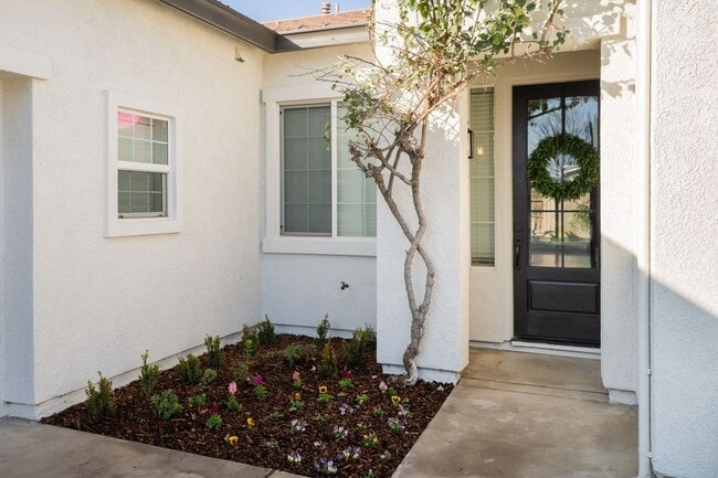 3350 W Stewart Ave in Visalia, CA - Building Photo - Building Photo