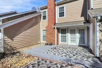 9459 Kings Falls Dr in Charlotte, NC - Building Photo - Building Photo