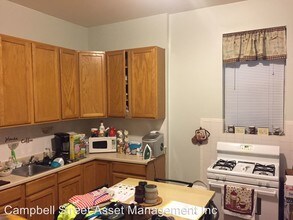 2735 W Potomac Ave in Chicago, IL - Foto de edificio - Building Photo