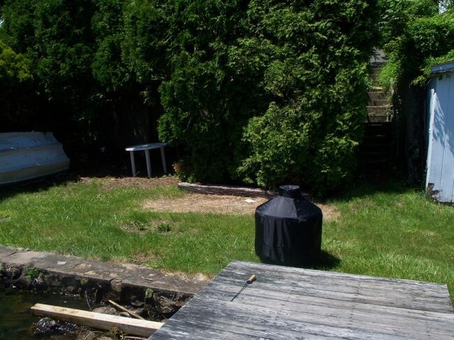247 Lakeside Blvd in Hopatcong, NJ - Building Photo - Building Photo