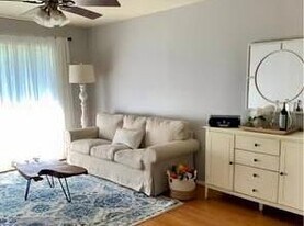 5320 Balcones Dr, Unit H in Austin, TX - Building Photo