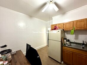 239 Harvard Ave, Unit 2 in Boston, MA - Building Photo - Building Photo