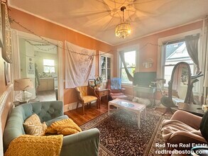 52 Dustin St, Unit 1 in Boston, MA - Building Photo - Building Photo