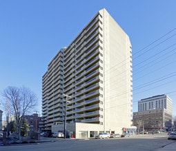 Jasper One Eleven in Edmonton, AB - Building Photo - Building Photo