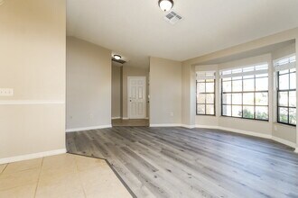 4243 Tall Oak Ln in New Port Richey, FL - Building Photo - Building Photo