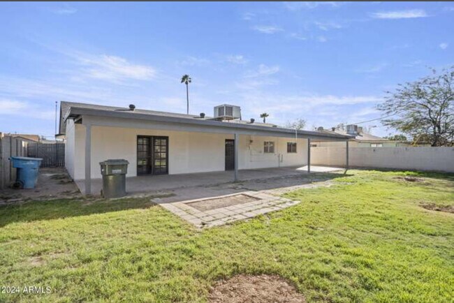 property at 6228 W Cheery Lynn Rd
