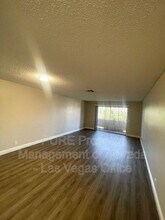 1729 Jupiter Ct in Las Vegas, NV - Building Photo - Building Photo