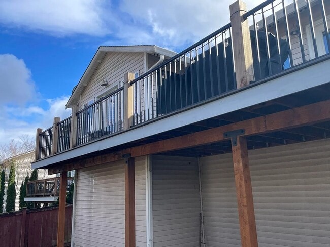 property at 11205 15th Pl SE