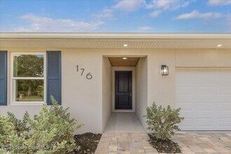 176 Sunset Dr in West Melbourne, FL - Building Photo - Building Photo