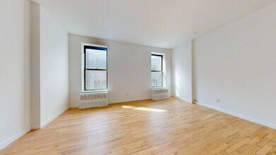 Washington Avenue, Unit 4B in Brooklyn, NY - Building Photo - Building Photo