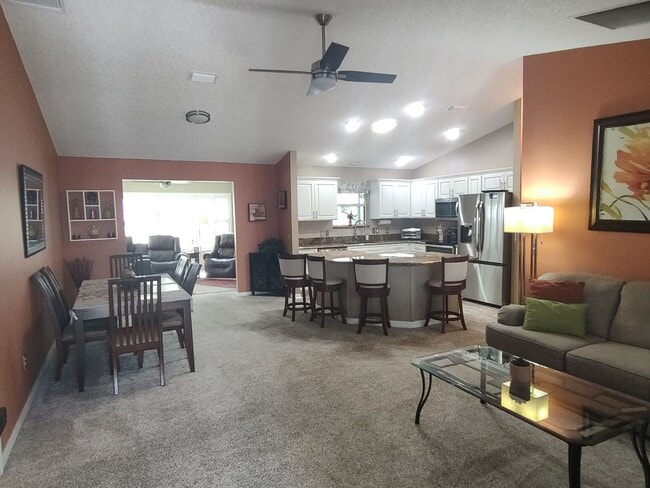 1327 Fort Lawn Loop in the Villages, FL - Building Photo - Building Photo