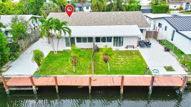 property at 1001 SW 12th Ct