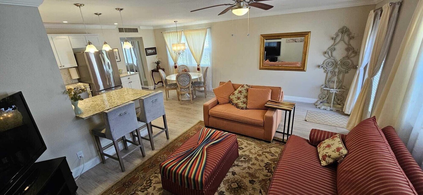 166 Waterford D in Delray Beach, FL - Building Photo