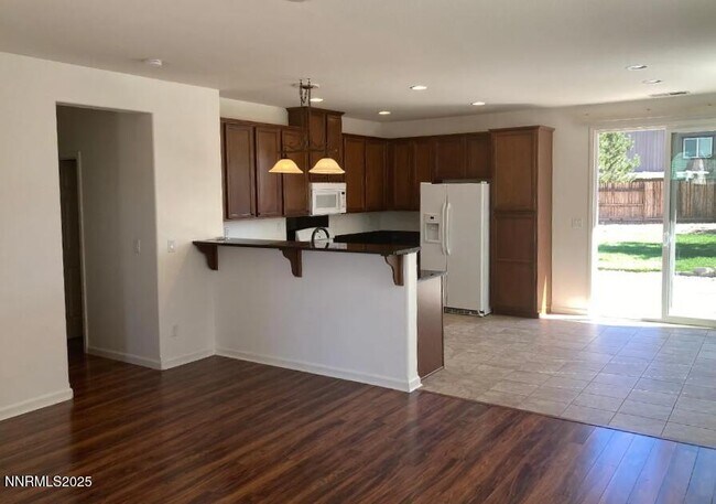 9140 Raytheon Ct in Reno, NV - Building Photo - Building Photo