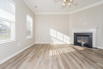 1029 Crestdale Crossing Dr in Matthews, NC - Building Photo - Building Photo