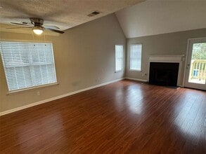 3047 Regal Park Ct in Duluth, GA - Building Photo - Building Photo