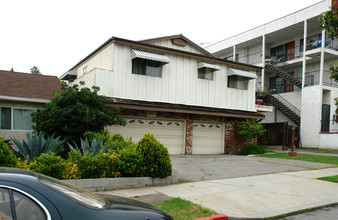 1157 Justin Ave in Glendale, CA - Foto de edificio - Building Photo