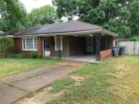 4516 E Dearing Rd in Memphis, TN - Building Photo